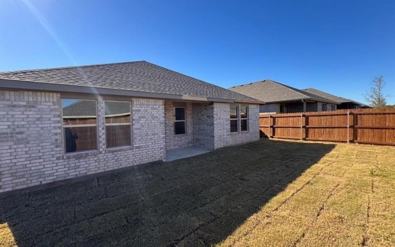 524 CRESTRIDGE Drive N, Cleburne, TX 76033, 3 Bedrooms Bedrooms, ,2 BathroomsBathrooms,Residential,For Sale,524 CRESTRIDGE Drive N,0,21106300