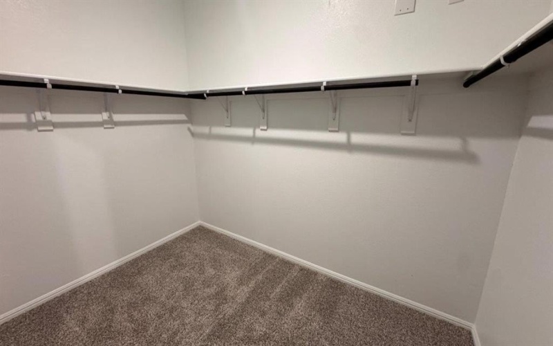 325 WILDROSE Circle, Cleburne, TX 76033, 4 Habitaciones Habitaciones , ,2 BañosBaños,Residential,En Venta,325 WILDROSE Circle,0,21106341