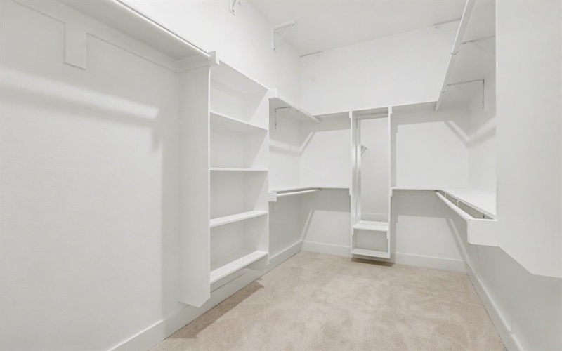 903 18th Street, Dallas, TX 75216, 4 Habitaciones Habitaciones , ,2 BañosBaños,Residential,En Venta,903 18th Street,0,21106754