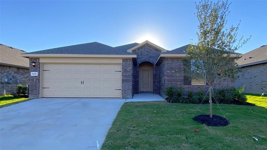 529 MARSH Street, Cleburne, TX 76033, 4 Bedrooms Bedrooms, ,2 BathroomsBathrooms,Residential,For Sale,529 MARSH Street,0,21106849