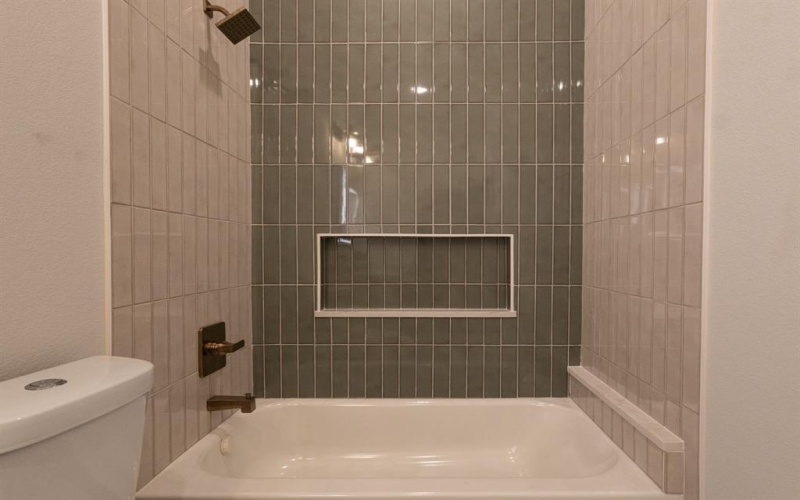 5104 Curzon Avenue, Fort Worth, TX 76107, 4 Bedrooms Bedrooms, ,2 BathroomsBathrooms,Residential,For Sale,5104 Curzon Avenue,0,21106904