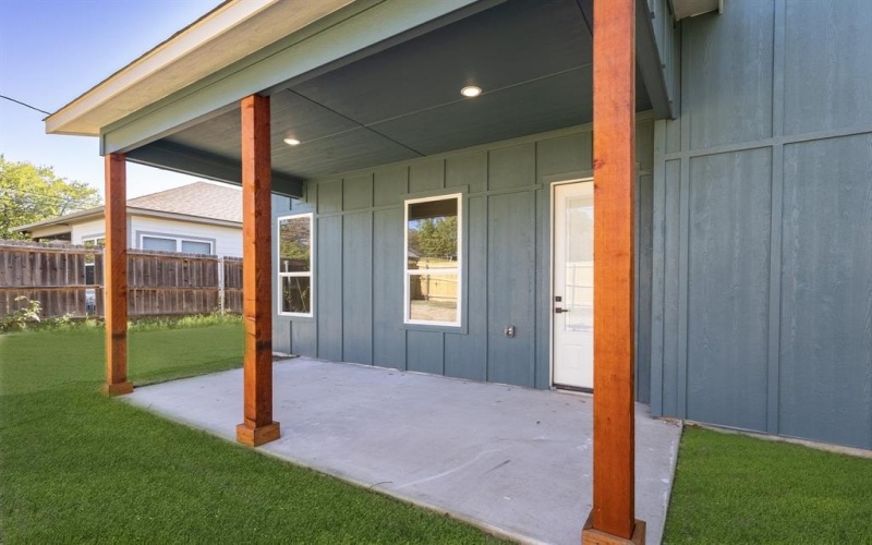 5104 Curzon Avenue, Fort Worth, TX 76107, 4 Bedrooms Bedrooms, ,2 BathroomsBathrooms,Residential,For Sale,5104 Curzon Avenue,0,21106904