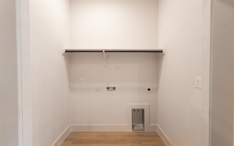 5104 Curzon Avenue, Fort Worth, TX 76107, 4 Bedrooms Bedrooms, ,2 BathroomsBathrooms,Residential,For Sale,5104 Curzon Avenue,0,21106904