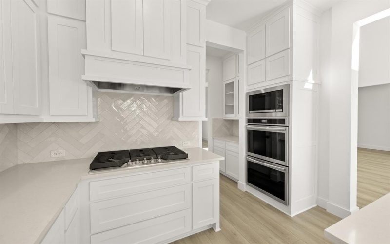 2100 Rockhopper Court, Mansfield, TX 76063, 5 Bedrooms Bedrooms, ,5 BathroomsBathrooms,Residential,For Sale,2100 Rockhopper Court,0,21107088