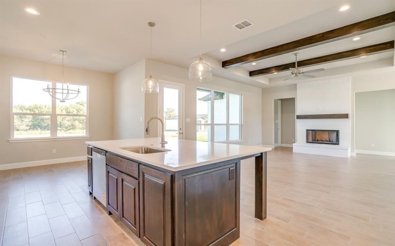 2036 Carrie Court, Weatherford, TX 76088, 3 Habitaciones Habitaciones , ,2 BañosBaños,Residential,En Venta,2036 Carrie Court,0,21107090