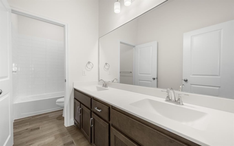 257 Pine Leaf Trail, Waxahachie, TX 75165, 4 Bedrooms Bedrooms, ,2 BathroomsBathrooms,Residential,For Sale,257 Pine Leaf Trail,0,21107210