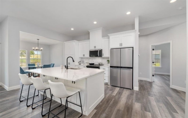 1013 Don Eve Court, Azle, TX 76020, 4 Bedrooms Bedrooms, ,2 BathroomsBathrooms,Residential,For Sale,1013 Don Eve Court,0,21107411