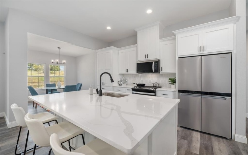 1013 Don Eve Court, Azle, TX 76020, 4 Bedrooms Bedrooms, ,2 BathroomsBathrooms,Residential,For Sale,1013 Don Eve Court,0,21107411