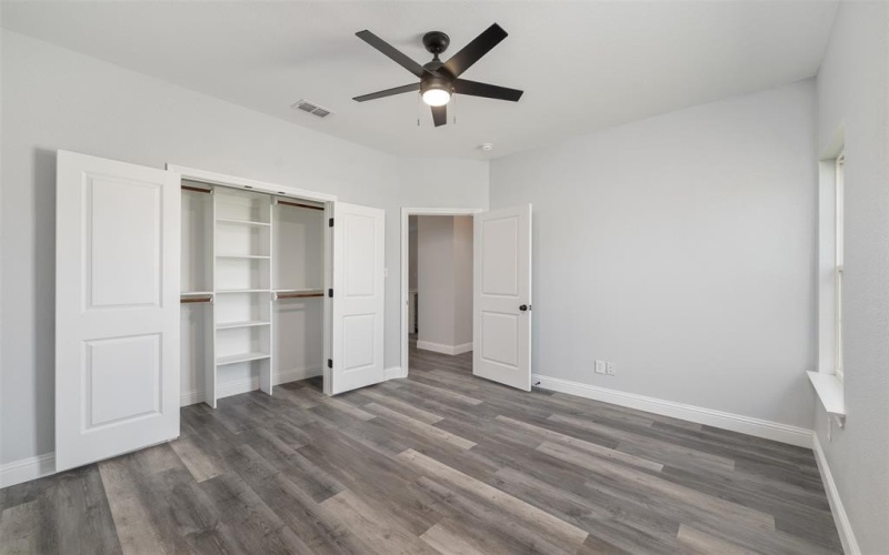 1013 Don Eve Court, Azle, TX 76020, 4 Bedrooms Bedrooms, ,2 BathroomsBathrooms,Residential,For Sale,1013 Don Eve Court,0,21107411