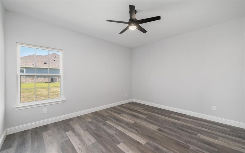 1013 Don Eve Court, Azle, TX 76020, 4 Bedrooms Bedrooms, ,2 BathroomsBathrooms,Residential,For Sale,1013 Don Eve Court,0,21107411