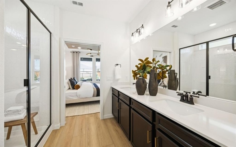 9913 Dove Valley Drive, McKinney, TX 75071, 2 Bedrooms Bedrooms, ,2 BathroomsBathrooms,Residential,For Sale,9913 Dove Valley Drive,0,21107424