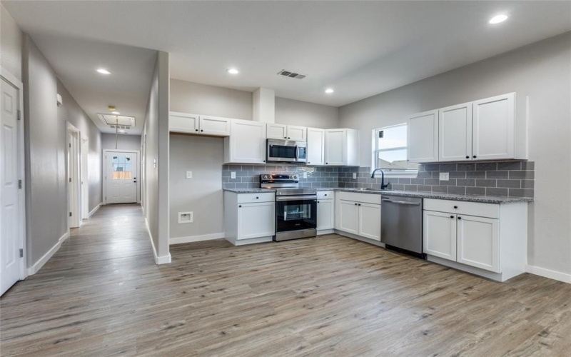 313 N Main Street, Randolph, TX 75475, 3 Habitaciones Habitaciones , ,3 BañosBaños,Residential,En Venta,313 N Main Street,0,21107454