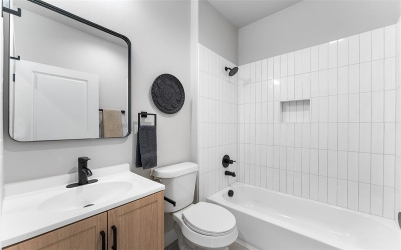 612 N Robinson Street, Cleburne, TX 76031, 3 Habitaciones Habitaciones , ,2 BañosBaños,Residential,En Venta,612 N Robinson Street,0,21096440