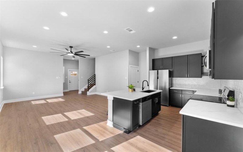 612 N Robinson Street, Cleburne, TX 76031, 3 Habitaciones Habitaciones , ,2 BañosBaños,Residential,En Venta,612 N Robinson Street,0,21096440