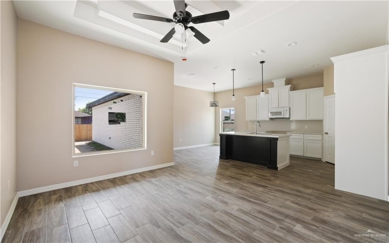 1304 E Acacia Drive, San Juan, TX 78589, 3 Bedrooms Bedrooms, ,2 BathroomsBathrooms,Residential,For Sale,1304 E Acacia Drive,465654