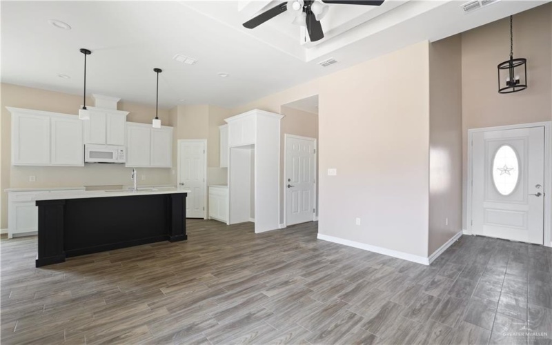 1304 E Acacia Drive, San Juan, TX 78589, 3 Bedrooms Bedrooms, ,2 BathroomsBathrooms,Residential,For Sale,1304 E Acacia Drive,465654