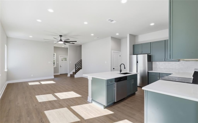 614 N Robinson Street, Cleburne, TX 76031, 3 Habitaciones Habitaciones , ,2 BañosBaños,Residential,En Venta,614 N Robinson Street,0,21102649