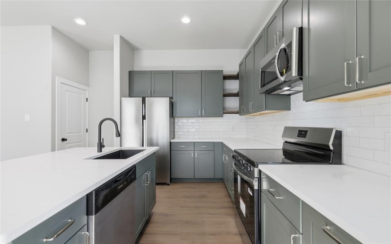 614 N Robinson Street, Cleburne, TX 76031, 3 Habitaciones Habitaciones , ,2 BañosBaños,Residential,En Venta,614 N Robinson Street,0,21102649