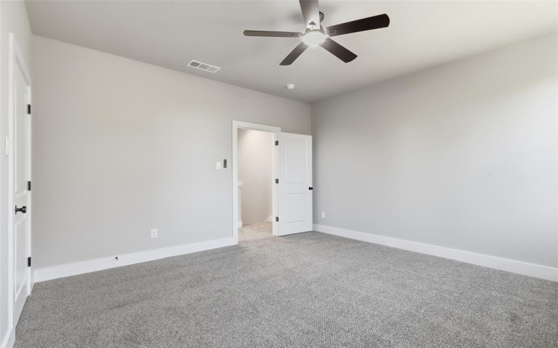 614 N Robinson Street, Cleburne, TX 76031, 3 Habitaciones Habitaciones , ,2 BañosBaños,Residential,En Venta,614 N Robinson Street,0,21102649