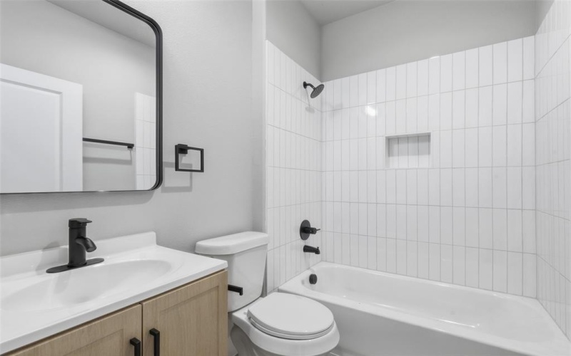 614 N Robinson Street, Cleburne, TX 76031, 3 Habitaciones Habitaciones , ,2 BañosBaños,Residential,En Venta,614 N Robinson Street,0,21102649