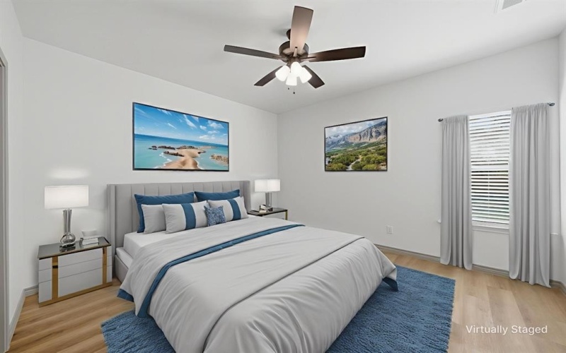 103 & 105 S Barron, Covington, TX 76636, 6 Habitaciones Habitaciones , ,5 BañosBaños,Residential Multi Family,En Venta,103 & 105 S Barron,0,21102913