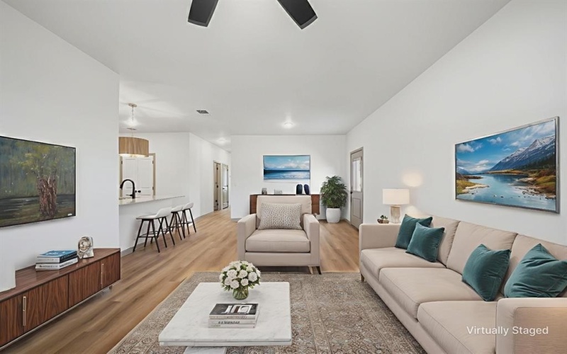 103 & 105 S Barron, Covington, TX 76636, 6 Habitaciones Habitaciones , ,5 BañosBaños,Residential Multi Family,En Venta,103 & 105 S Barron,0,21102913