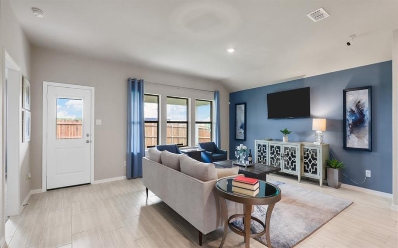 4252 TRICKLING CREEK Lane, Fort Worth, TX 76036, 4 Bedrooms Bedrooms, ,2 BathroomsBathrooms,Residential,For Sale,4252 TRICKLING CREEK Lane,0,21104783