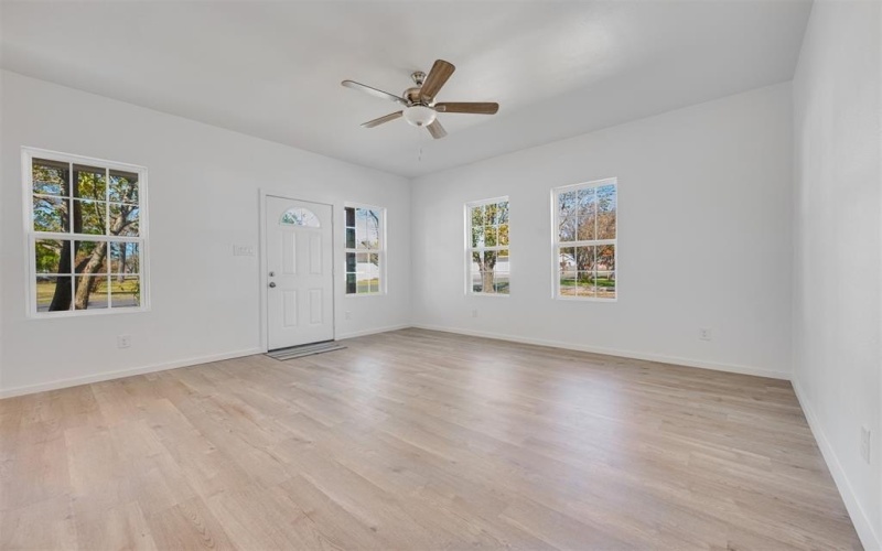 501 1st Street, Cooper, TX 75432, 3 Habitaciones Habitaciones , ,2 BañosBaños,Residential,En Venta,501 1st Street,0,21105137