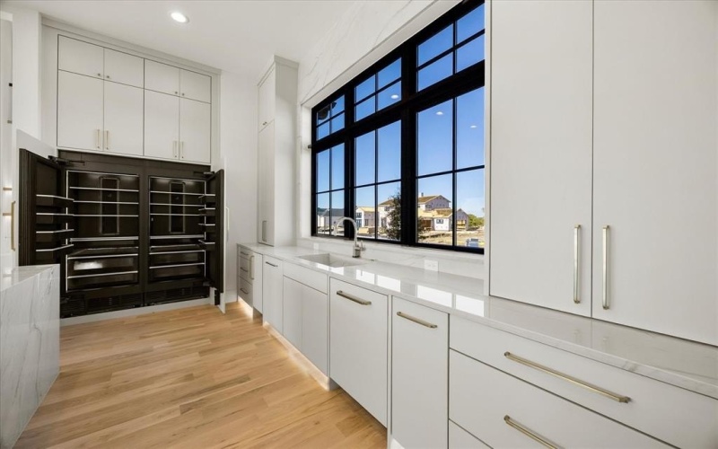 332 Longview Place, Heath, TX 75032, 4 Bedrooms Bedrooms, ,5 BathroomsBathrooms,Residential,For Sale,332 Longview Place,0,21105814