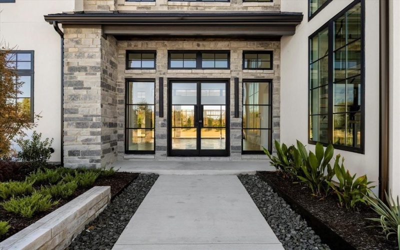 332 Longview Place, Heath, TX 75032, 4 Bedrooms Bedrooms, ,5 BathroomsBathrooms,Residential,For Sale,332 Longview Place,0,21105814