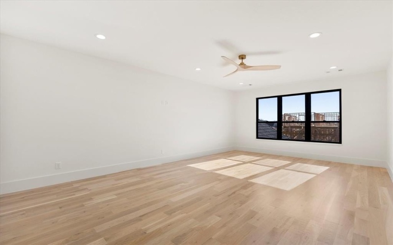 332 Longview Place, Heath, TX 75032, 4 Bedrooms Bedrooms, ,5 BathroomsBathrooms,Residential,For Sale,332 Longview Place,0,21105814