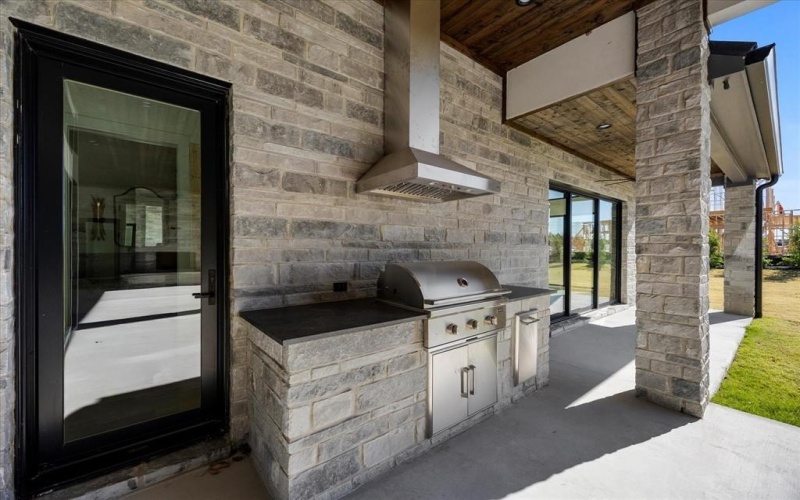 332 Longview Place, Heath, TX 75032, 4 Bedrooms Bedrooms, ,5 BathroomsBathrooms,Residential,For Sale,332 Longview Place,0,21105814