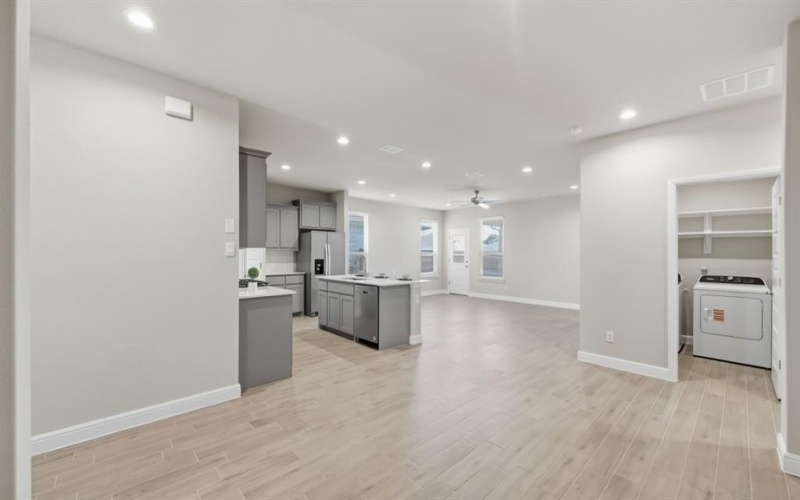 1911 JACKSON Street, Cleburne, TX 76033, 5 Habitaciones Habitaciones , ,3 BañosBaños,Residential,En Venta,1911 JACKSON Street,0,21105830