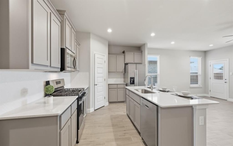 1911 JACKSON Street, Cleburne, TX 76033, 5 Habitaciones Habitaciones , ,3 BañosBaños,Residential,En Venta,1911 JACKSON Street,0,21105830