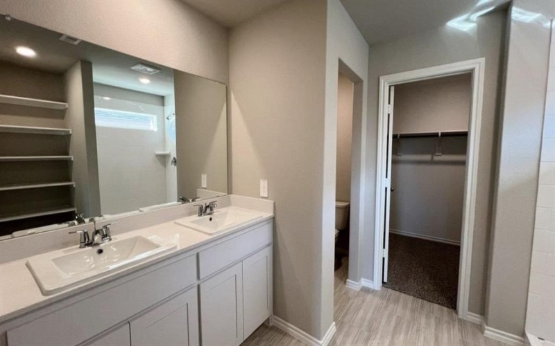 8457 HOLLYMEAD Lane, Fort Worth, TX 76131, 4 Bedrooms Bedrooms, ,2 BathroomsBathrooms,Residential,For Sale,8457 HOLLYMEAD Lane,0,21106012