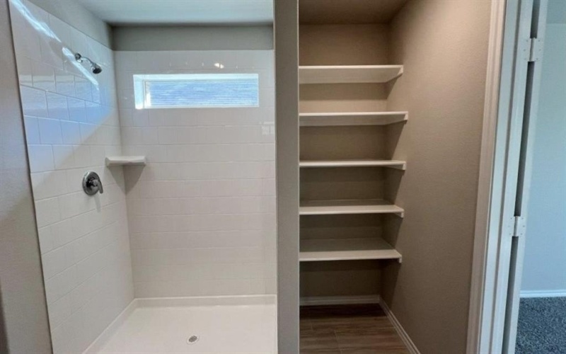 8457 HOLLYMEAD Lane, Fort Worth, TX 76131, 4 Bedrooms Bedrooms, ,2 BathroomsBathrooms,Residential,For Sale,8457 HOLLYMEAD Lane,0,21106012