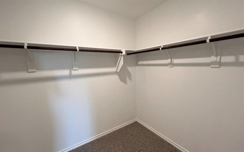 8457 HOLLYMEAD Lane, Fort Worth, TX 76131, 4 Bedrooms Bedrooms, ,2 BathroomsBathrooms,Residential,For Sale,8457 HOLLYMEAD Lane,0,21106012