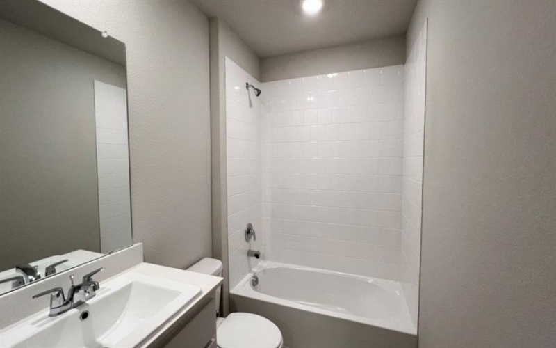 8457 HOLLYMEAD Lane, Fort Worth, TX 76131, 4 Bedrooms Bedrooms, ,2 BathroomsBathrooms,Residential,For Sale,8457 HOLLYMEAD Lane,0,21106012