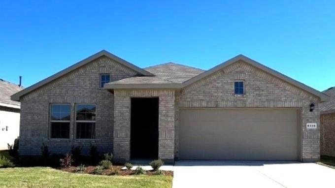 8436 HOLLYMEAD Lane, Fort Worth, TX 76131, 4 Bedrooms Bedrooms, ,2 BathroomsBathrooms,Residential,For Sale,8436 HOLLYMEAD Lane,0,21106053