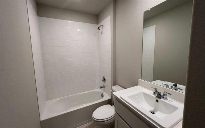 8436 HOLLYMEAD Lane, Fort Worth, TX 76131, 4 Bedrooms Bedrooms, ,2 BathroomsBathrooms,Residential,For Sale,8436 HOLLYMEAD Lane,0,21106053