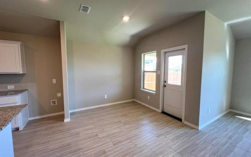 8436 HOLLYMEAD Lane, Fort Worth, TX 76131, 4 Bedrooms Bedrooms, ,2 BathroomsBathrooms,Residential,For Sale,8436 HOLLYMEAD Lane,0,21106053