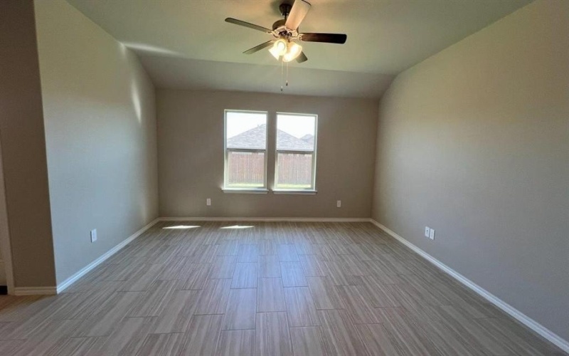 8436 HOLLYMEAD Lane, Fort Worth, TX 76131, 4 Bedrooms Bedrooms, ,2 BathroomsBathrooms,Residential,For Sale,8436 HOLLYMEAD Lane,0,21106053