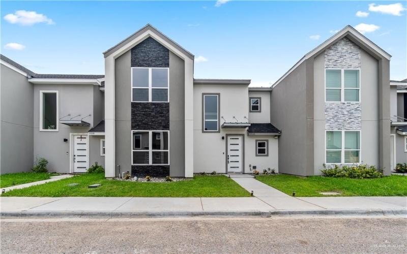 5516 N Crown Point, Pharr, TX 78577, 3 Habitaciones Habitaciones , ,2 BañosBaños,Residential,En Venta,5516 N Crown Point,465671