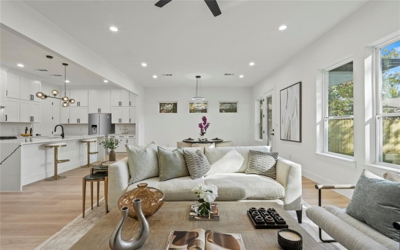 1720 Morris Street, Dallas, TX 75212, 4 Bedrooms Bedrooms, ,2 BathroomsBathrooms,Residential,For Sale,1720 Morris Street,0,21107681