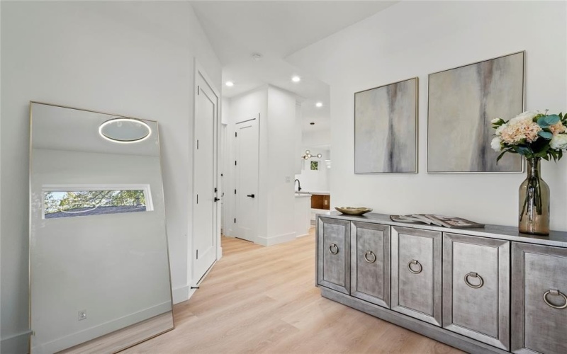 1720 Morris Street, Dallas, TX 75212, 4 Bedrooms Bedrooms, ,2 BathroomsBathrooms,Residential,For Sale,1720 Morris Street,0,21107681