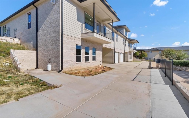 5126 Country Club Drive, Granbury, TX 76049, 8 Habitaciones Habitaciones , ,7 BañosBaños,Residential Multi Family,En Venta,5126 Country Club Drive,0,21107717