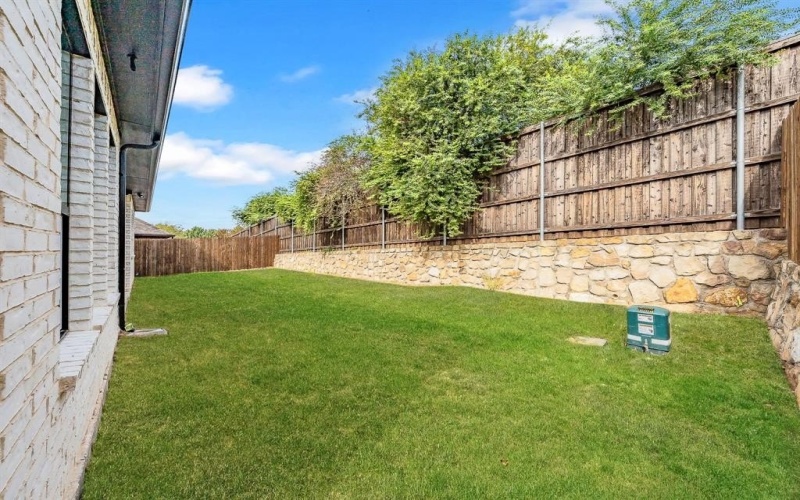 6421 ST GEORGE Court, North Richland Hills, TX 76180, 4 Habitaciones Habitaciones , ,2 BañosBaños,Residential,En Venta,6421 ST GEORGE Court,0,21107732