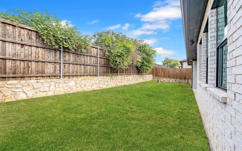 6421 ST GEORGE Court, North Richland Hills, TX 76180, 4 Habitaciones Habitaciones , ,2 BañosBaños,Residential,En Venta,6421 ST GEORGE Court,0,21107732