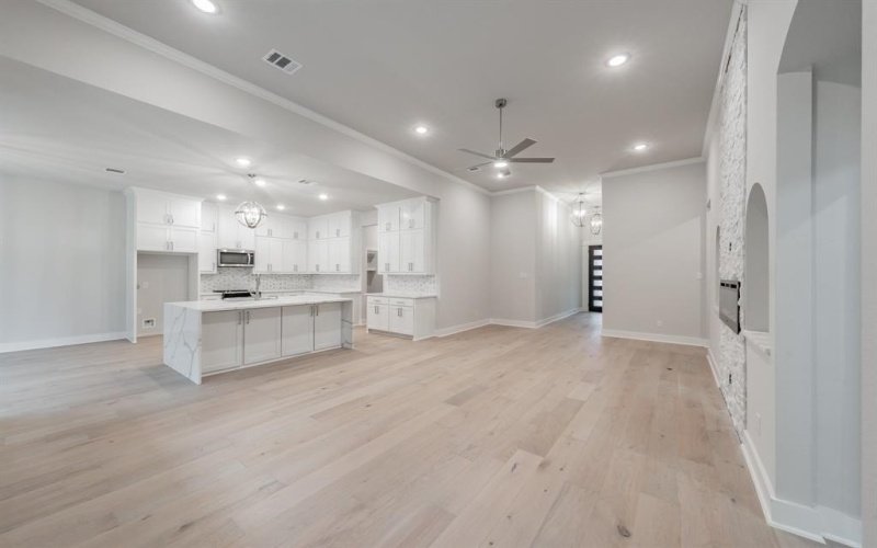 6421 ST GEORGE Court, North Richland Hills, TX 76180, 4 Habitaciones Habitaciones , ,2 BañosBaños,Residential,En Venta,6421 ST GEORGE Court,0,21107732