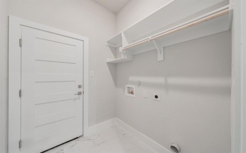 6425 ST GEORGE Court, North Richland Hills, TX 76180, 4 Habitaciones Habitaciones , ,2 BañosBaños,Residential,En Venta,6425 ST GEORGE Court,0,21107746